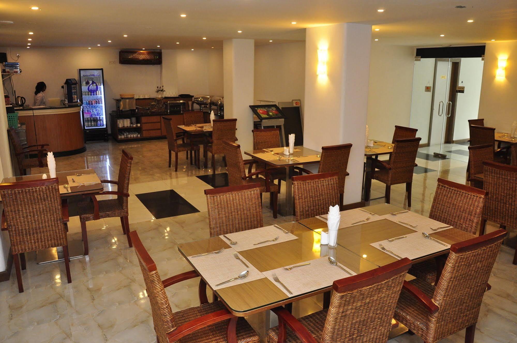 The Rgn City Lodge Yangon Ngoại thất bức ảnh